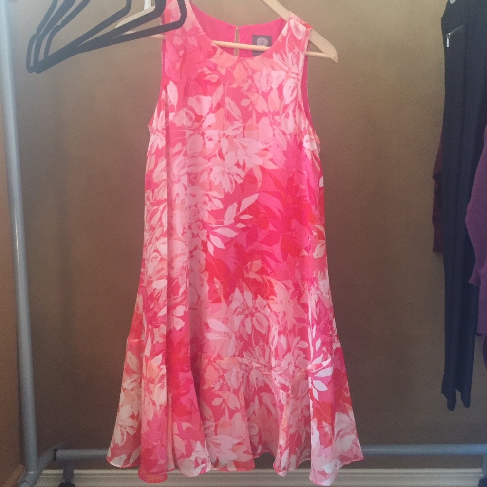Vince Camuto Dress